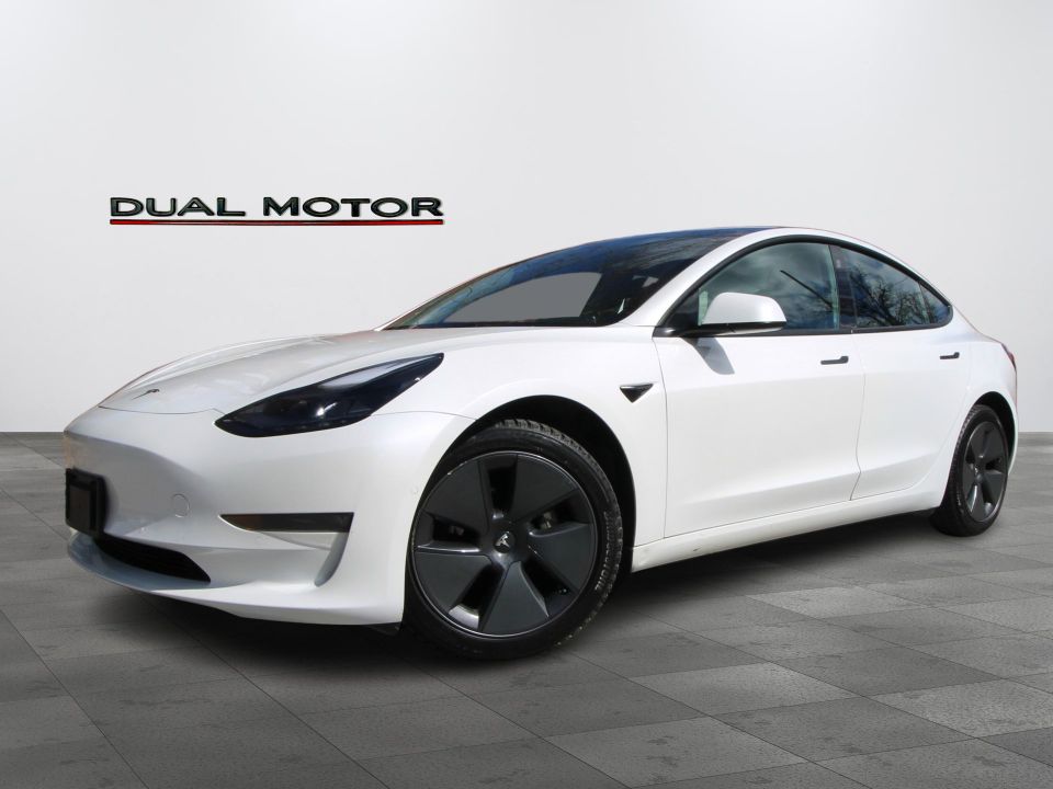 Tesla Model 3 2022 - Image 1
