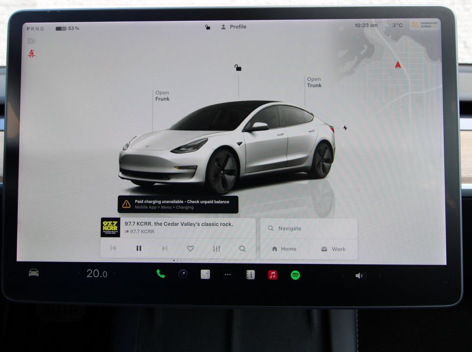 Tesla Model 3 2022 - Image 3