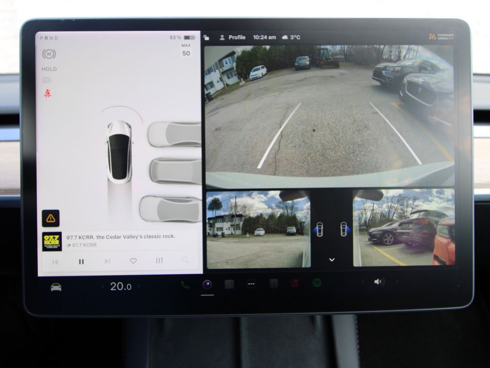 Tesla Model 3 2022 - Image 6