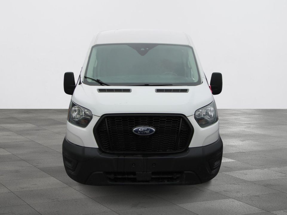 Ford Transit Cargo Van 2022 - Image 15