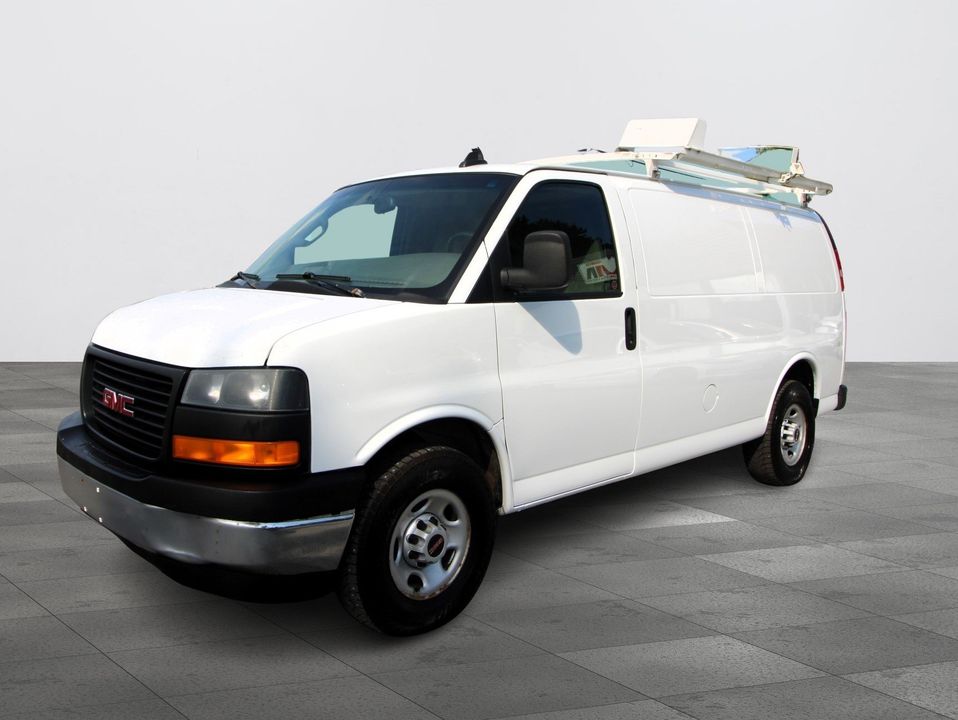 GMC Savana Cargo Van 2018 - Image 1