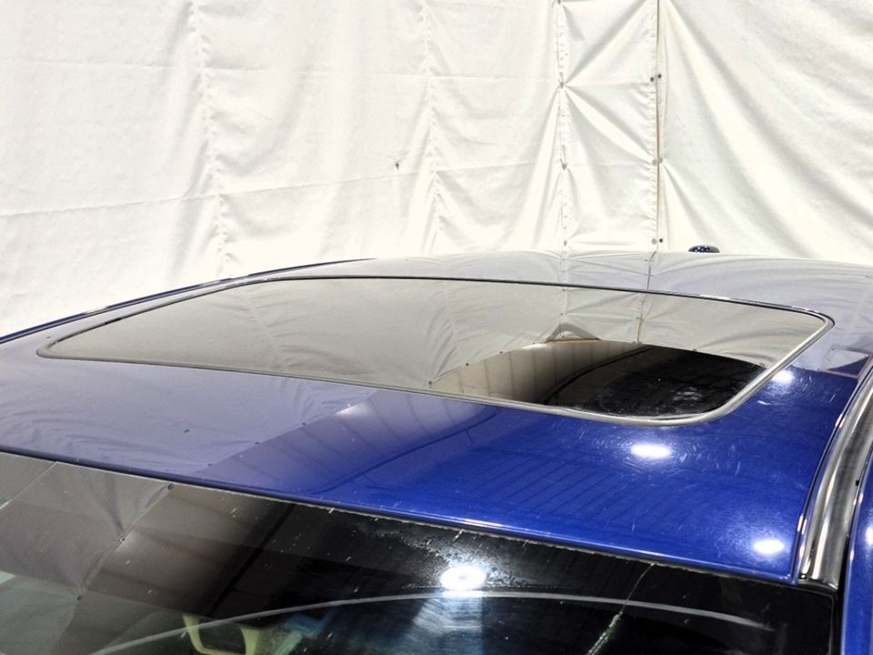 Subaru Legacy 2016 - Image 2