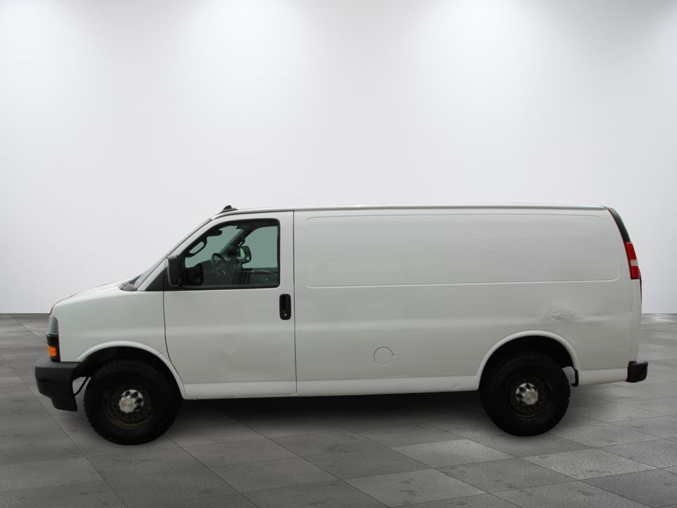 Chevrolet Express Cargo Van 2019 - Image 7