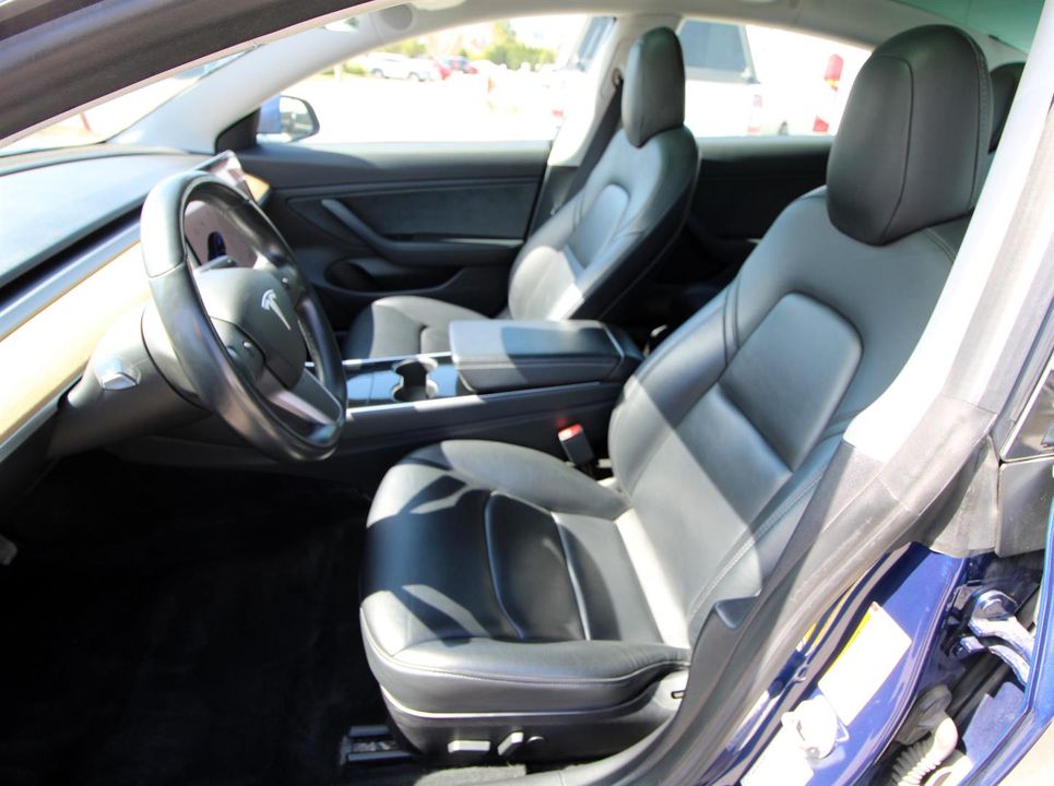Tesla Model 3 2019 - Image 10