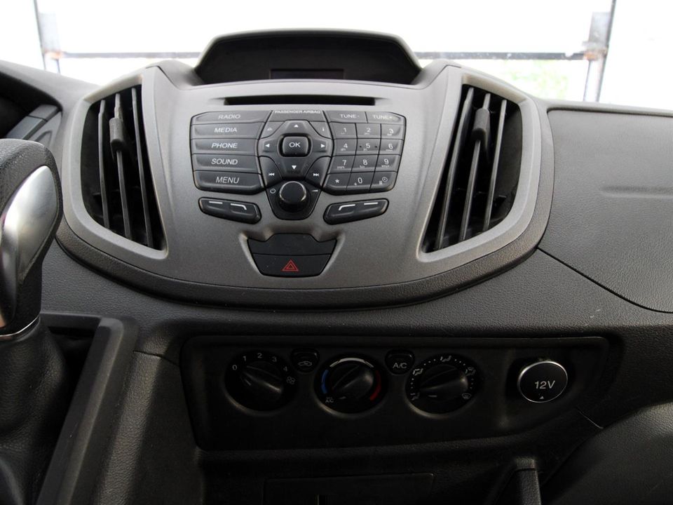 Ford Transit Van 2018 - Image 8