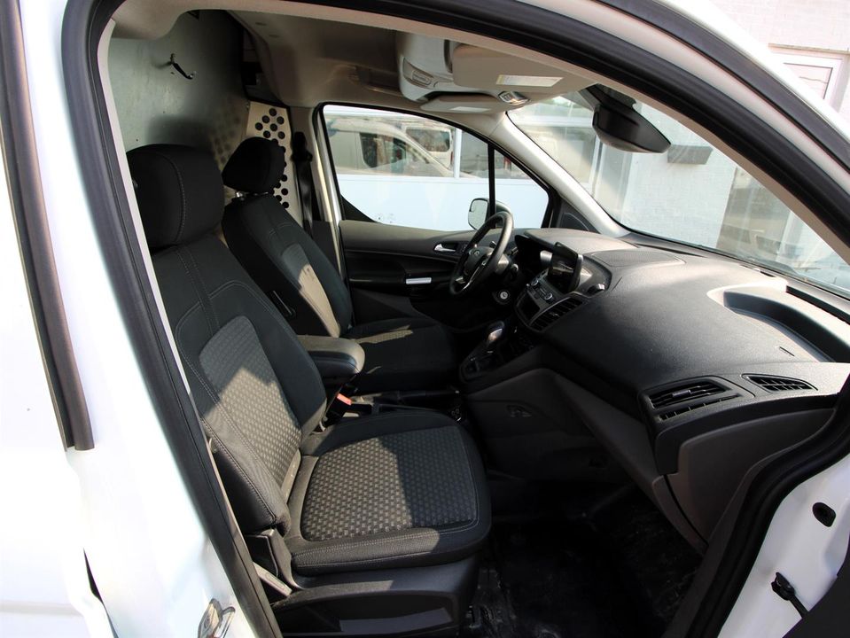 Ford Transit Connect Van 2019 - Image 18