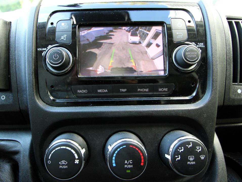 Ram ProMaster Cargo Van 2021 - Image 2