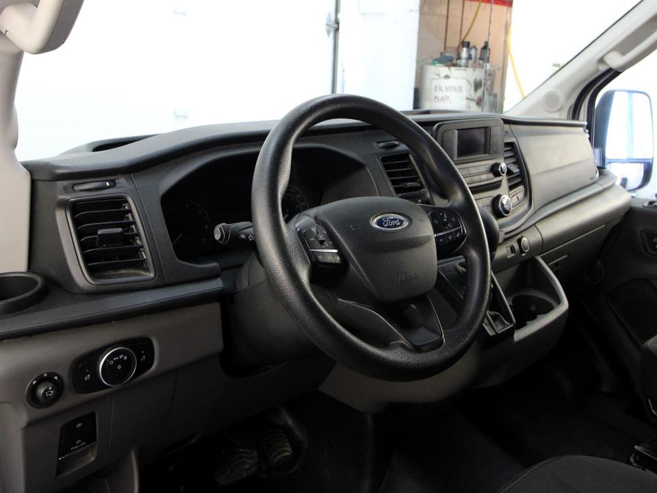 Ford Transit Passenger Wagon 2021 - Image 4