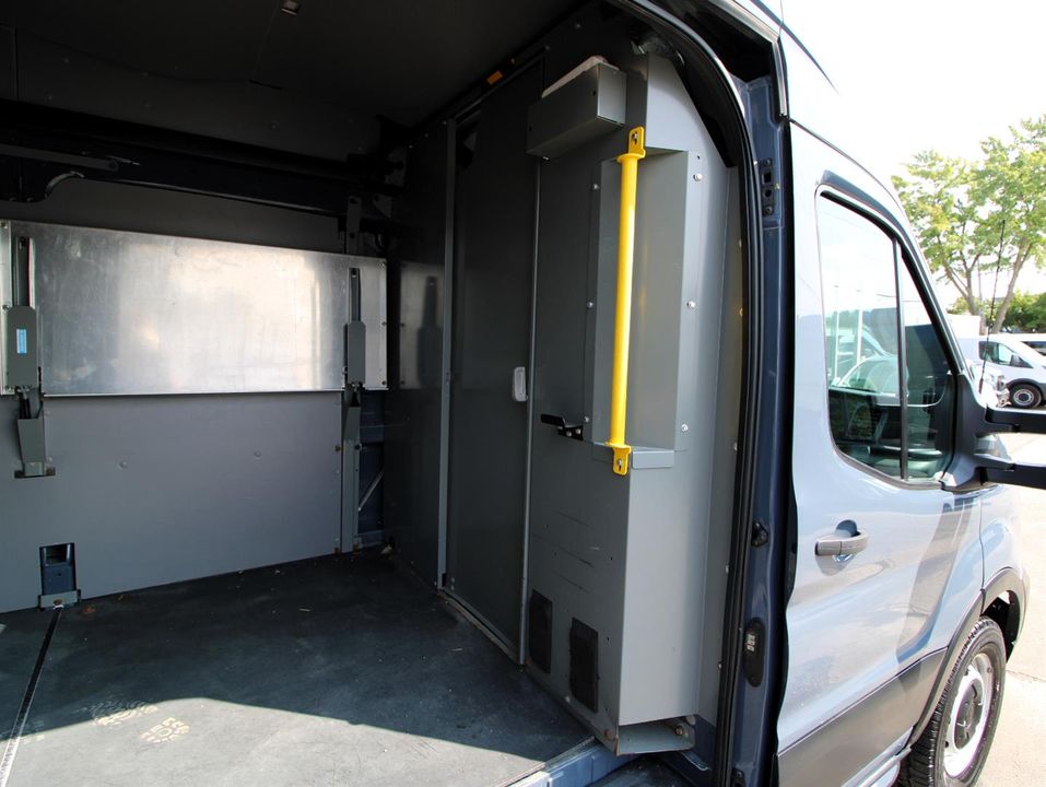 Ford Transit Cargo Van 2021 - Image 10
