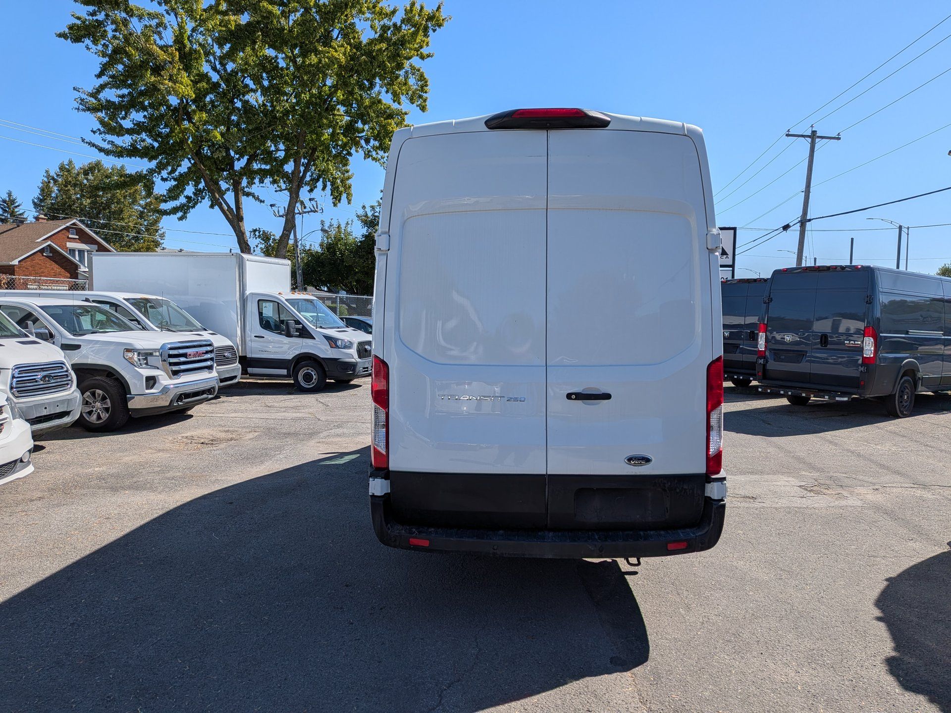 Ford Transit-250 Cargo Van 2021 - Thumbnail 17