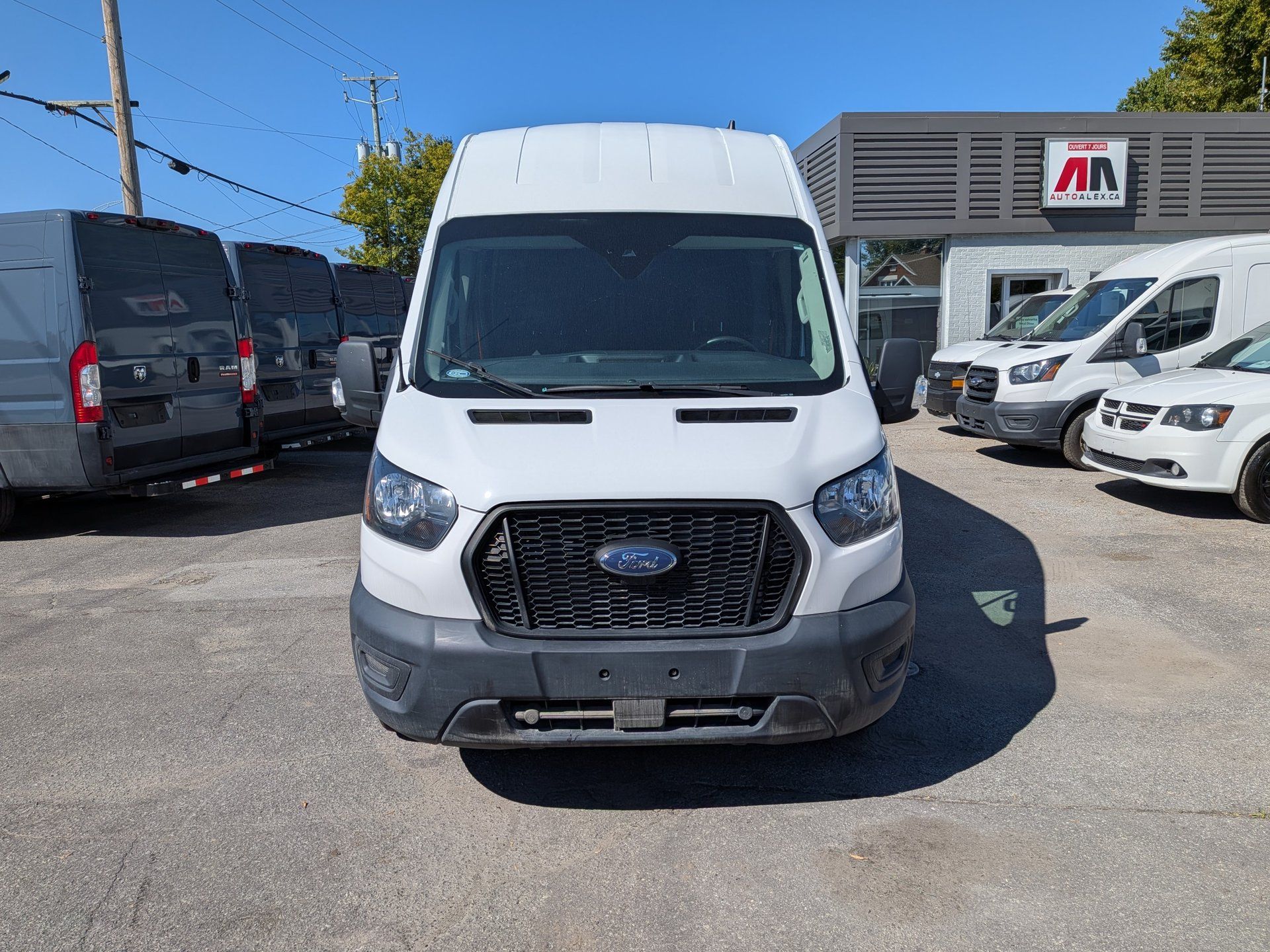 Ford Transit-250 Cargo Van 2021 - Thumbnail 15