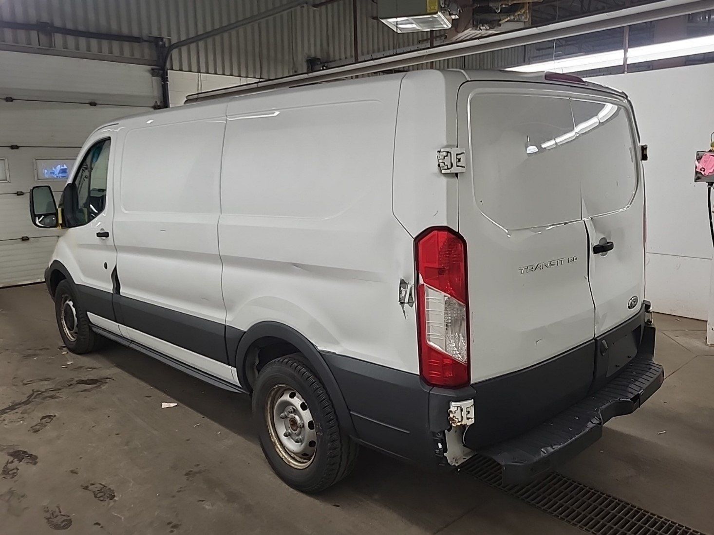 Ford Transit-150 2017 - Thumbnail 7