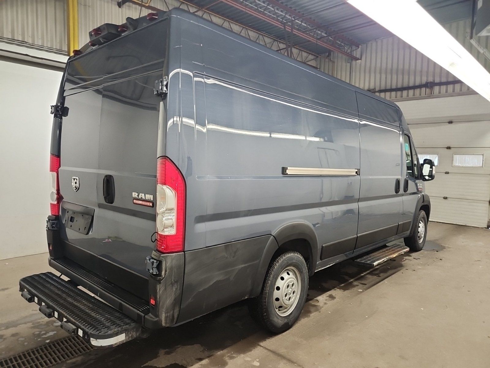 RAM ProMaster 3500 2022 - Thumbnail 4