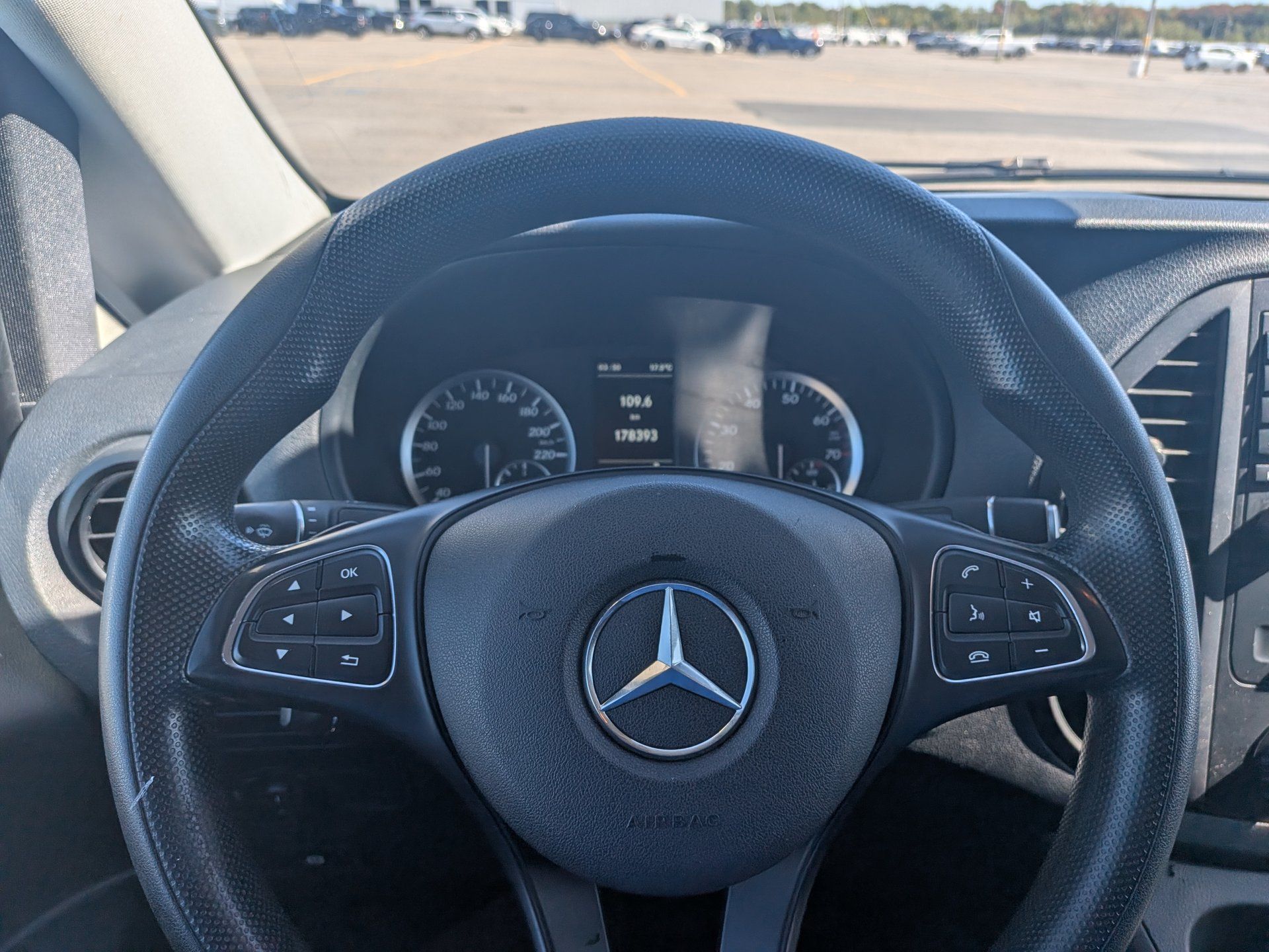Mercedes-Benz Metris 2018 - Thumbnail 11