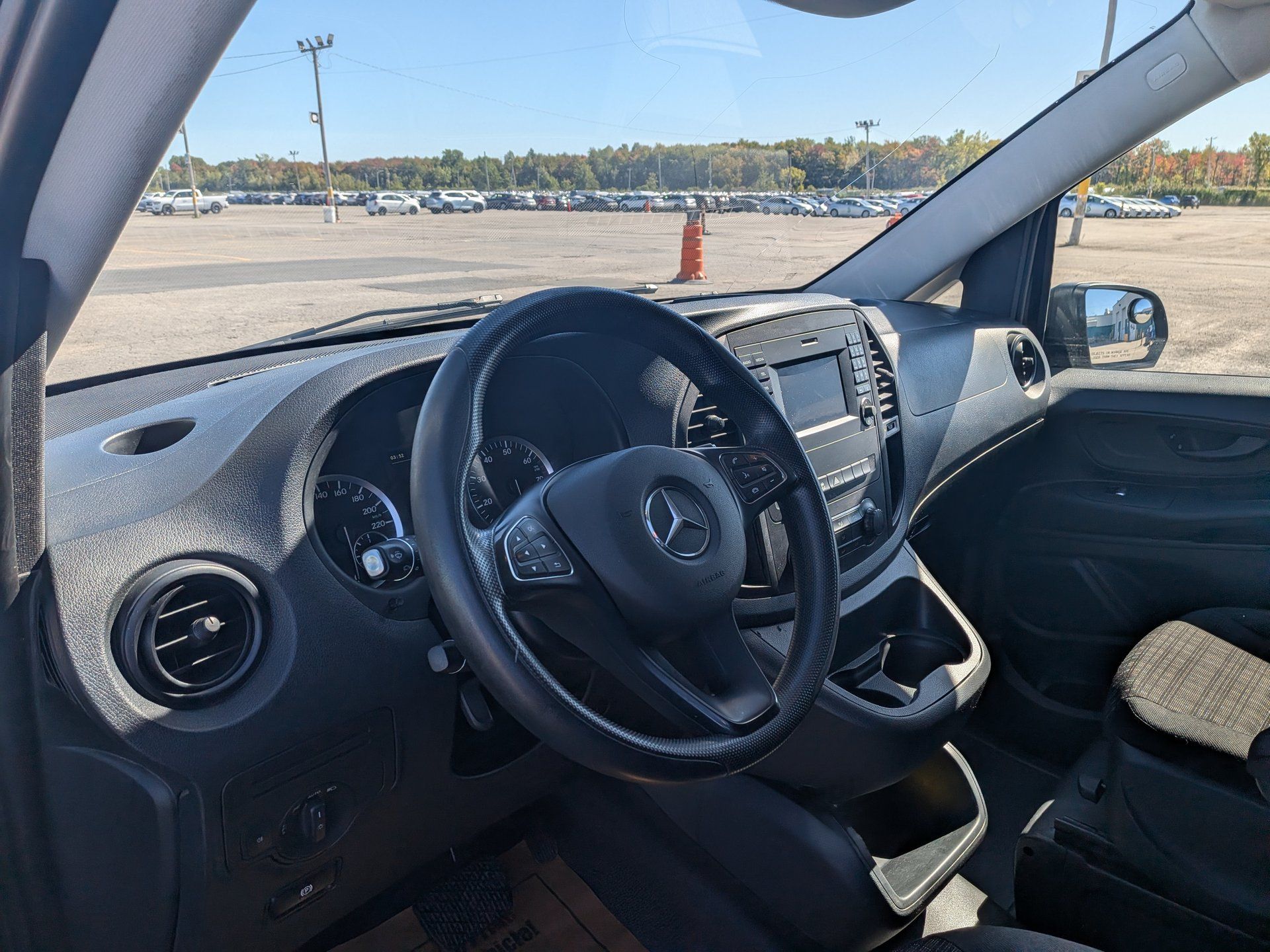 Mercedes-Benz Metris 2018 - Thumbnail 9