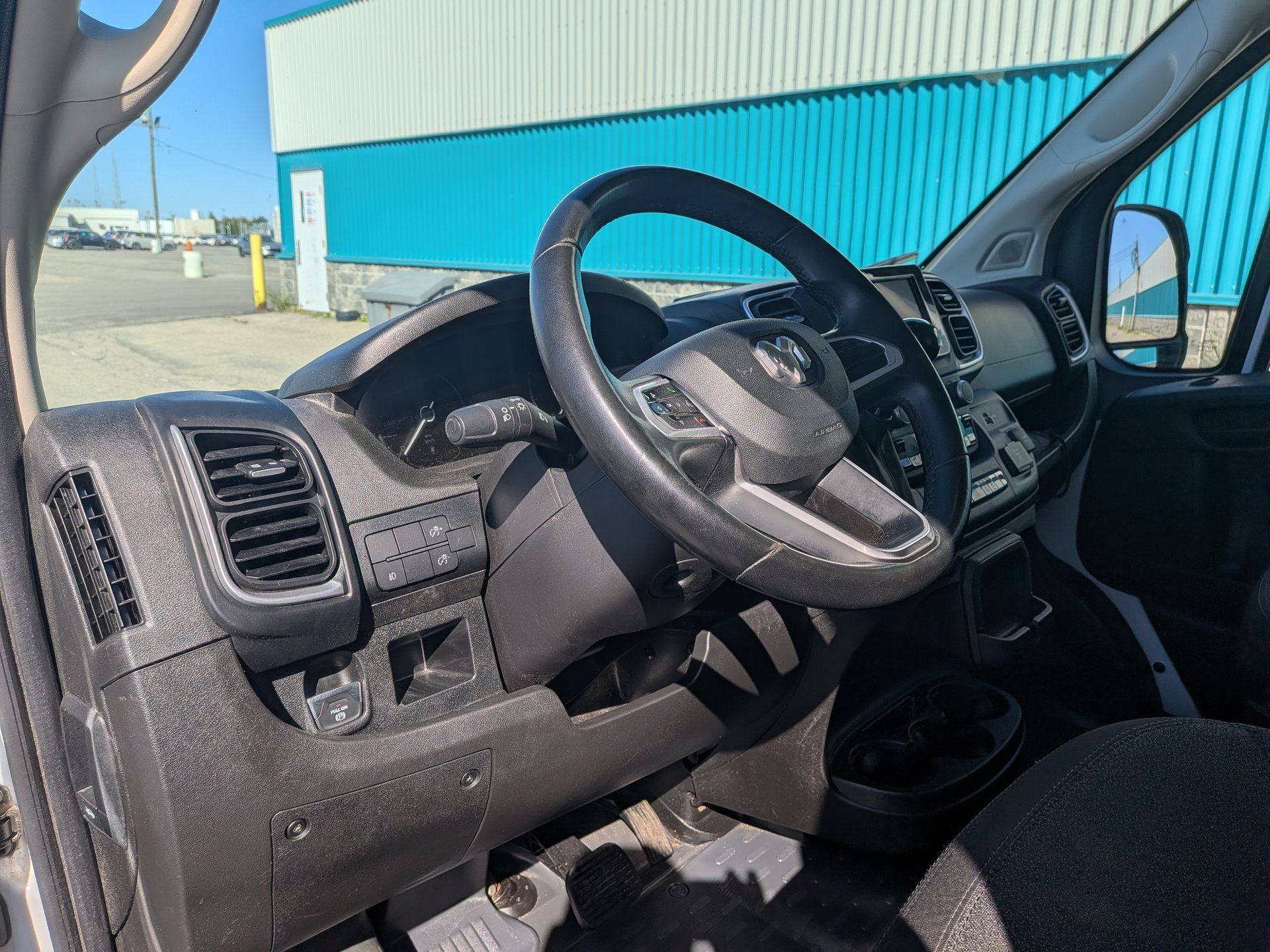 Ram ProMaster 3500 2023 - Thumbnail 13